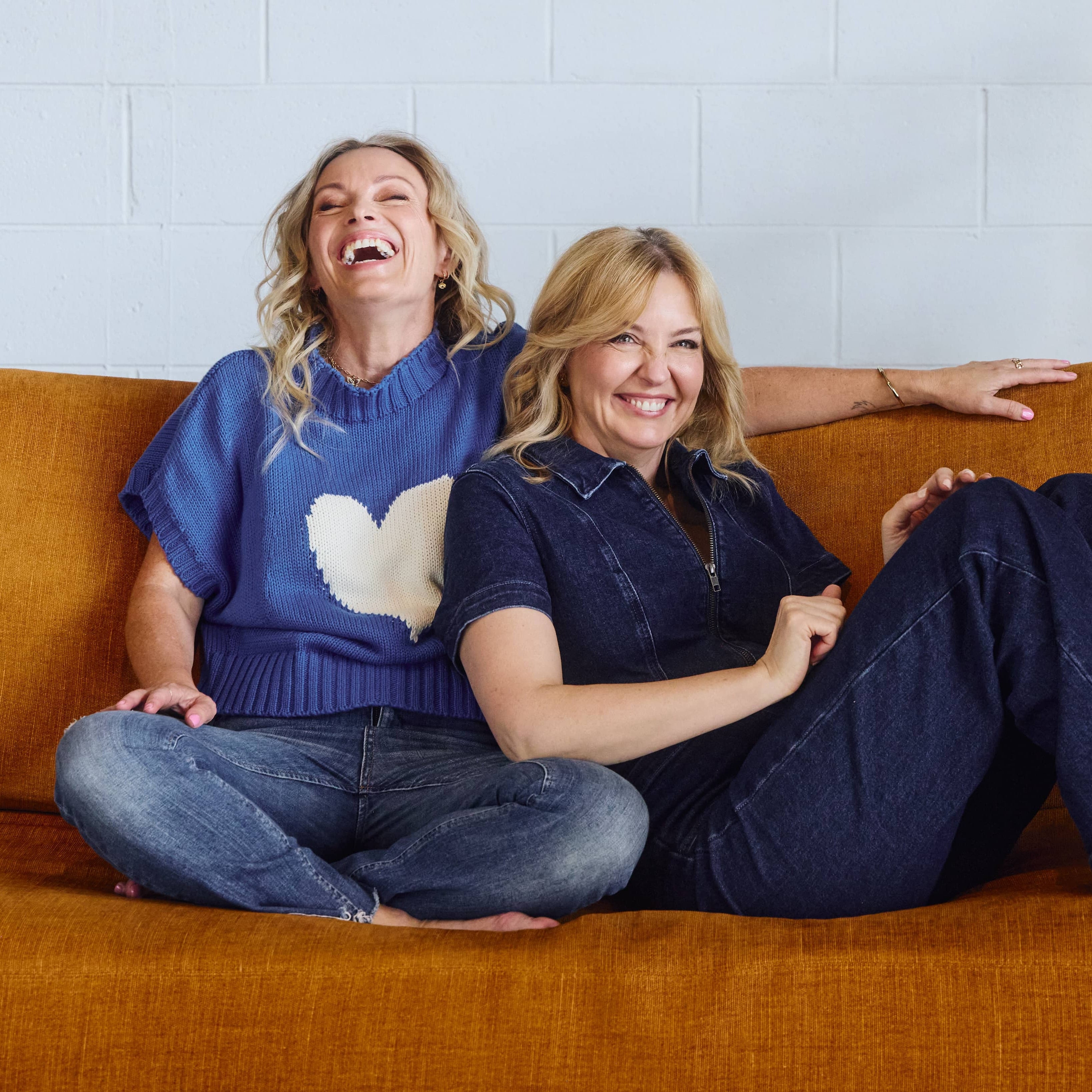 Kate_and_Lisa_laughing.jpg